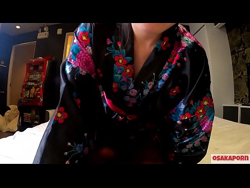 ❤️ Keçika ciwan a cosplay ji seksê hez dike ku bi orgazmê bi şûjinek di hespêk û blowjob de. Keçika Asyayî ya bi pisîka porî û bi cil û bergên kevneşopî yên Japonî di vîdyoya amator de ku masturbasyona bi pêlîstokên qijikê nîşan dide. Sakura 3 OSAKAPORN. ️ Vîdyoyê qijkî li ku.pinkporno.ru ﹏